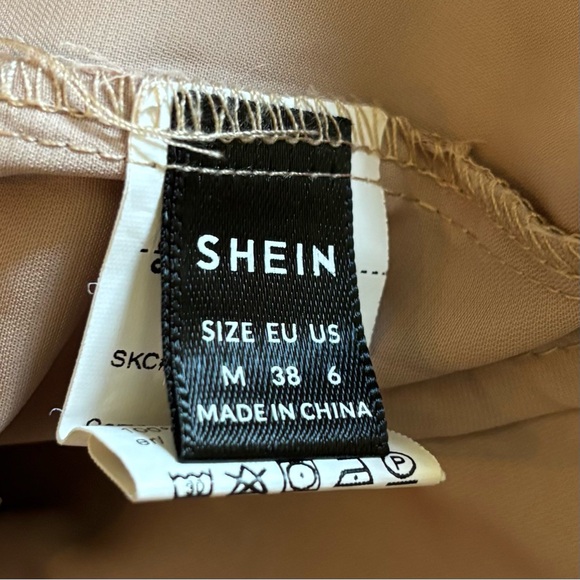 Square Neck Shirred Ruched Bodice Flounce Sleeve Ruffle Hem Dress in Khaki, Med - Picture 4 of 7